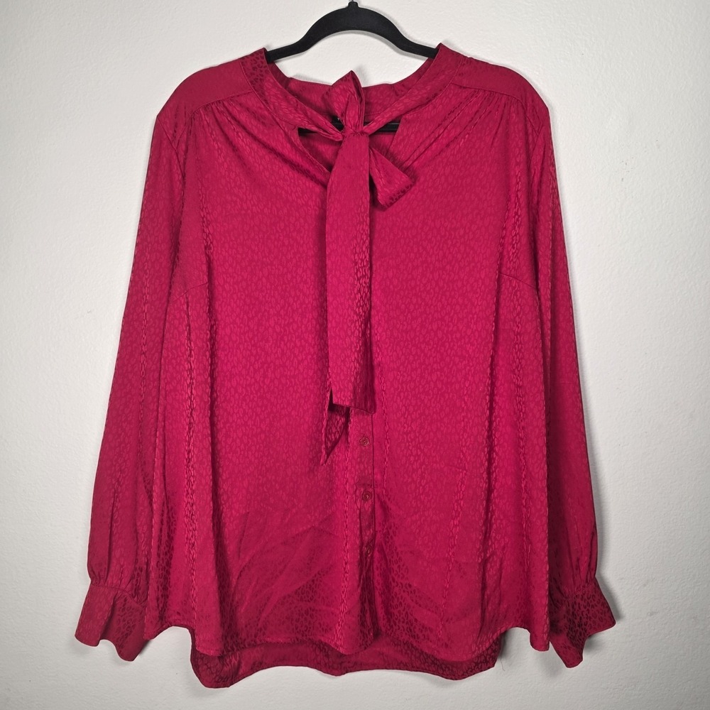 Torrid Womens 1X Red Cheetah Print Satin Button Up Top Tie Neck Holiday Festive